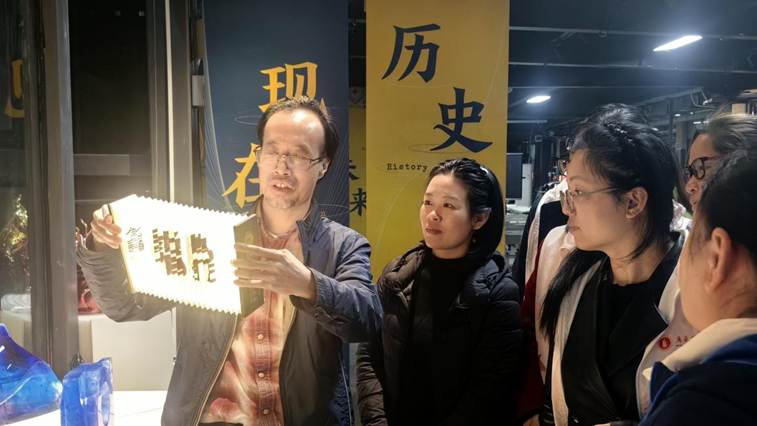 9395a0eef82de517a669ddb9cfd9495